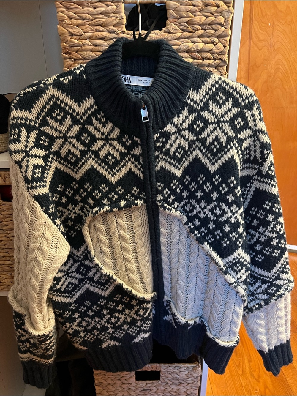 ZARA Black & Cream Fair Isle Zip-Up Knit Sweater